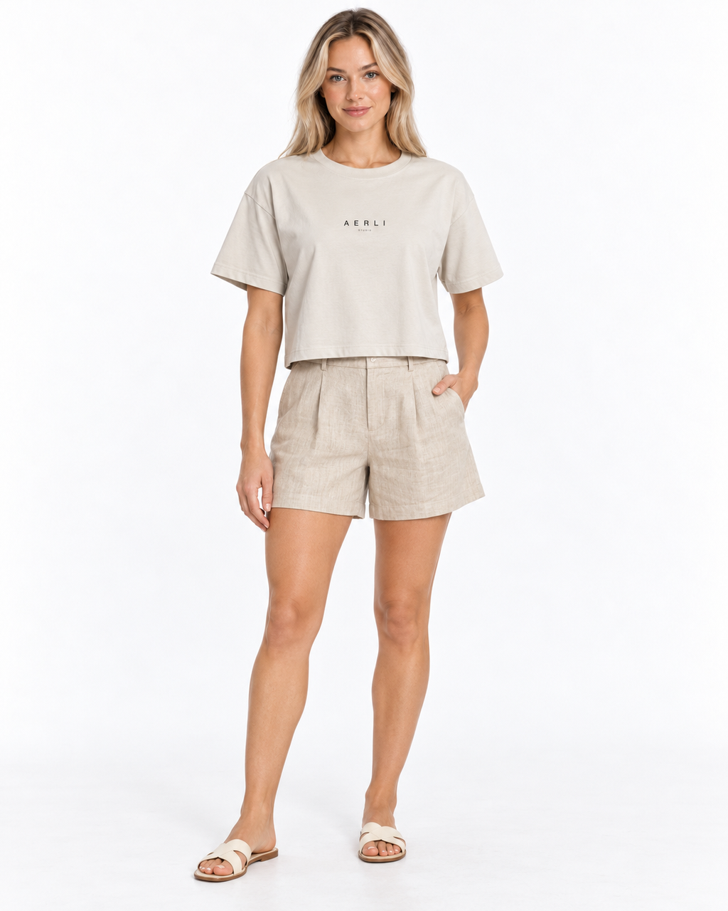 AERLI Studio Essentials Crop Tee - Dune / Black